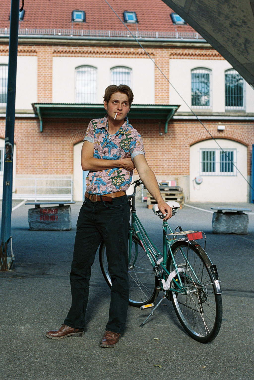 Henning Mittwollen mit Fahrrad.